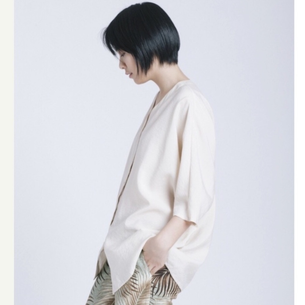 Kaarem Minimalist Dolman Top